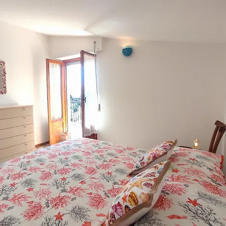 Apartment Attico Orizzonte, Splendida Vista Sul Golfo Iun T2810